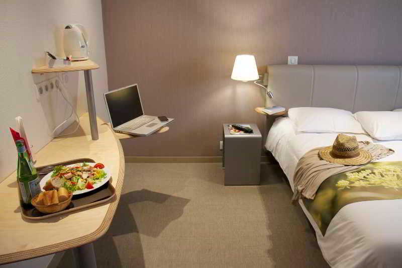 Hotel Novalis 奎恩佩勒 外观 照片